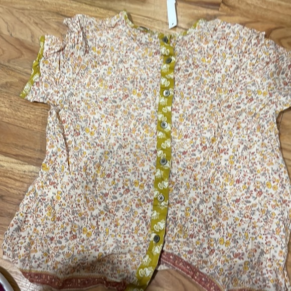 Madewell NWT XS boho button back top - Picture 4 of 4